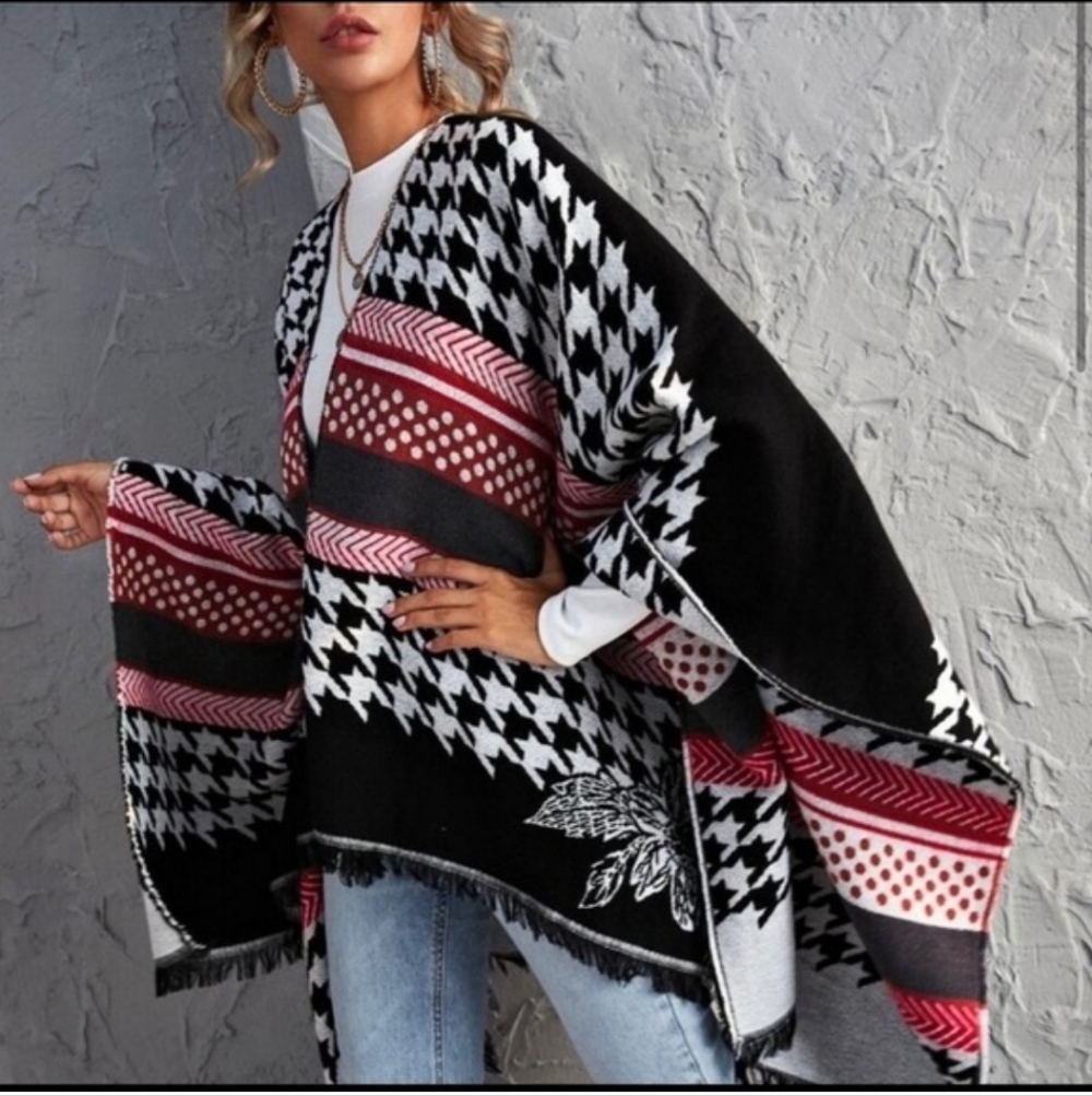 Stylish Black and Red Houndstooth Women's Sweater - Picture 4 of 6